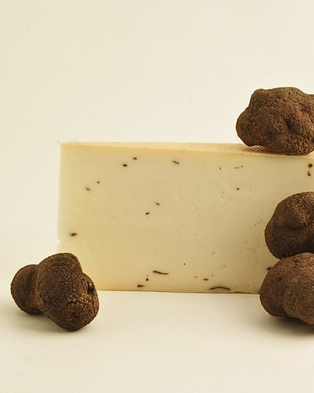 Formatge de cabra amb tòfona 250g